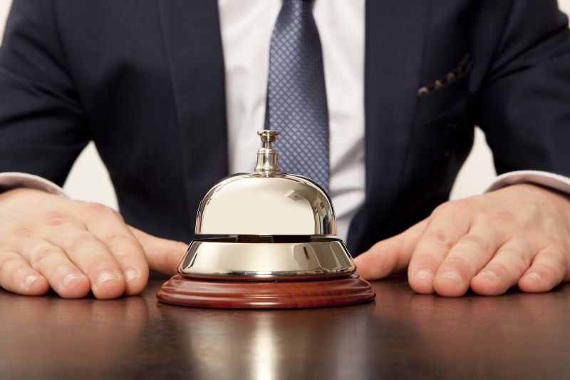 酒店招待人员和服务铃