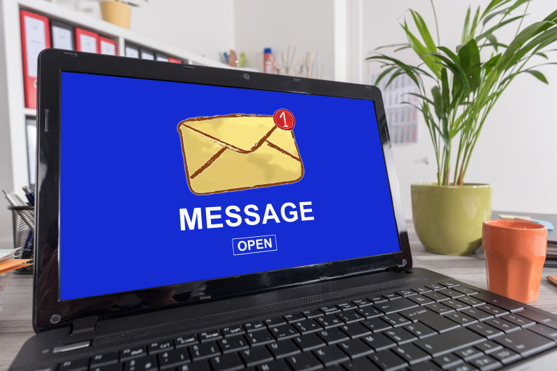 笔记本电脑上的信息概念