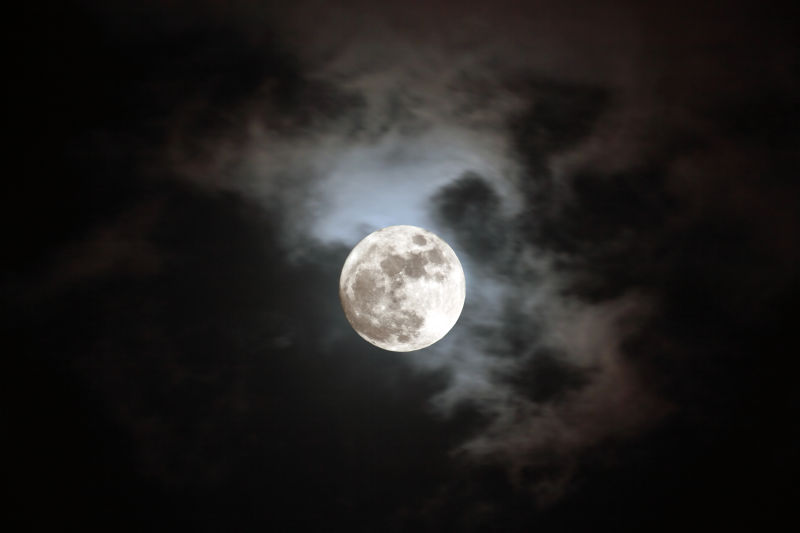 高清月亮照片真实图片