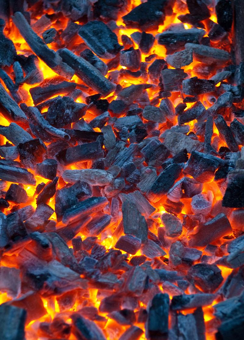 燃烧的火煤