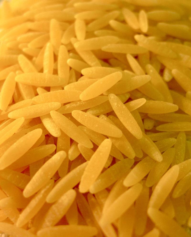 金黄的水稻颗粒