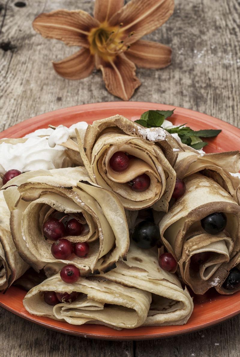 自制水果浆果馅饼