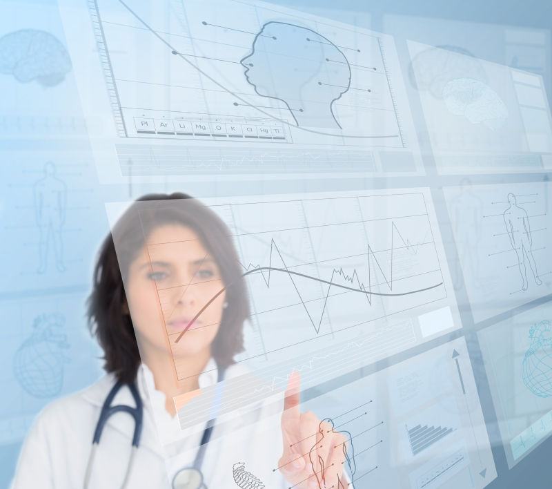 认真的女医生使用未来界面