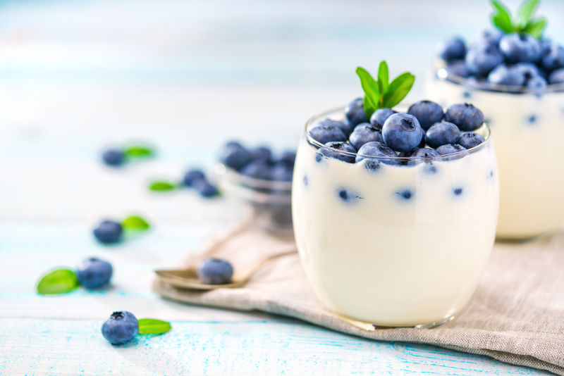 香甜的蓝莓酸奶