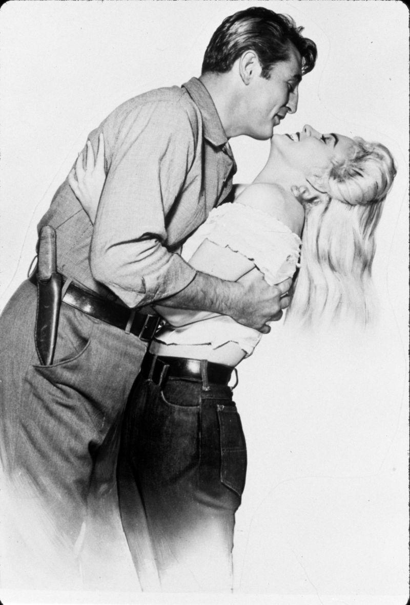 甜蜜的夫妇在接吻