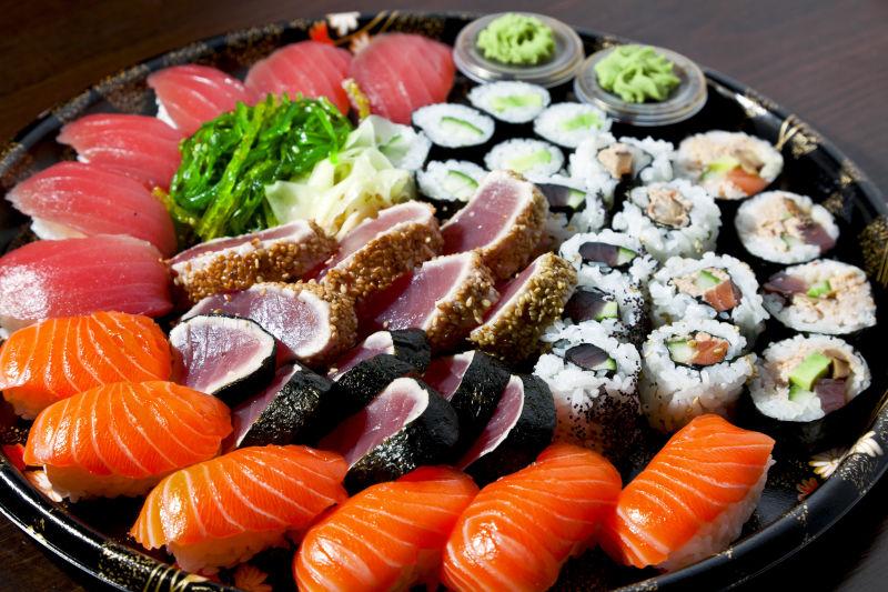 美味的不同种类寿司