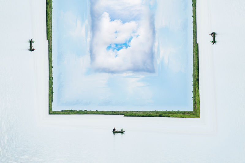 创意四方形的湖面插图