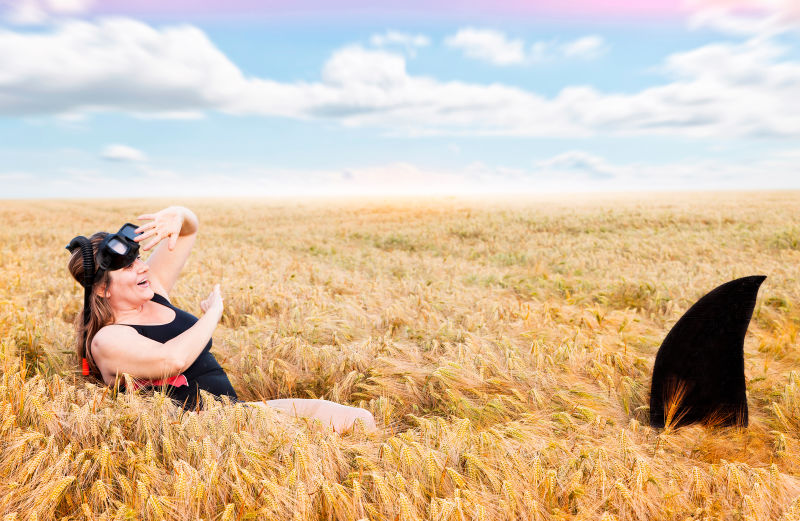 女人和鲨鱼有过亲密接触