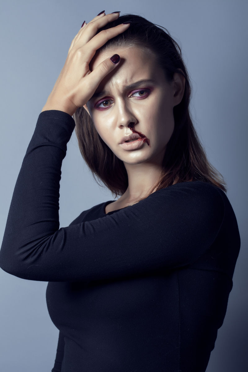 问题抑郁青少年流鼻血真正的垃圾特写主流