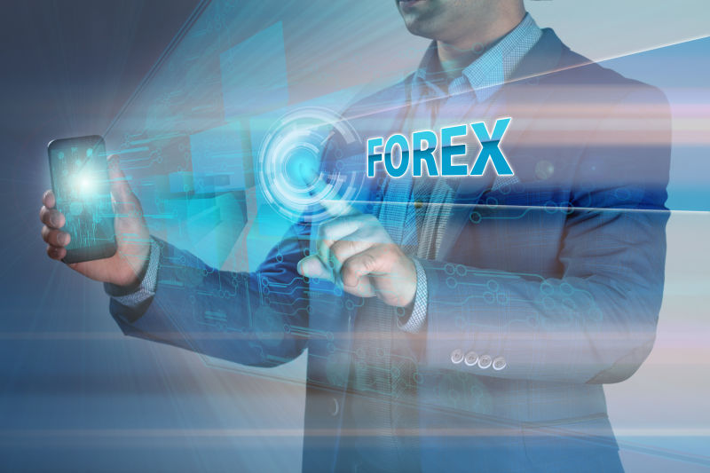 商业理念商人手里拿着斯马特丰点击