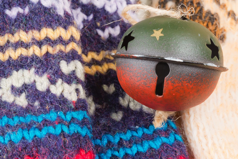 羊毛袜编织圣诞铃冬暖柔软选择性调焦照片