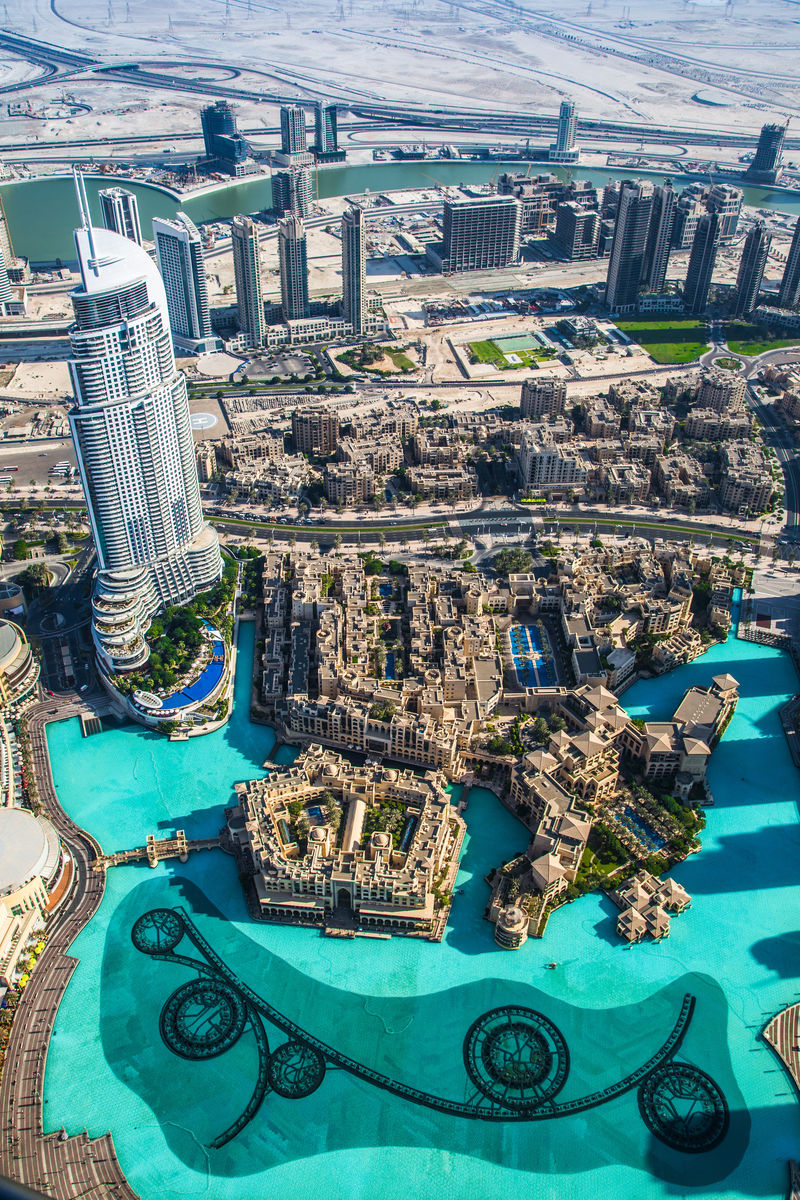 迪拜市中心东联合酋长国的建筑航空