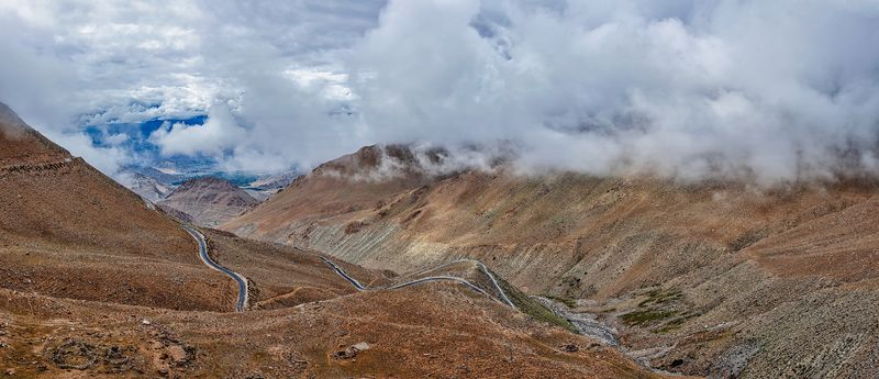 印度拉达克喜马拉雅公路景观