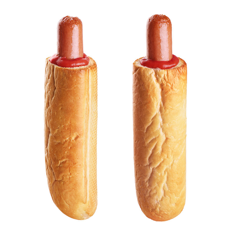 白色背景的法国热狗