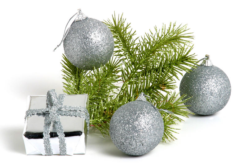 新年-松枝圣诞球