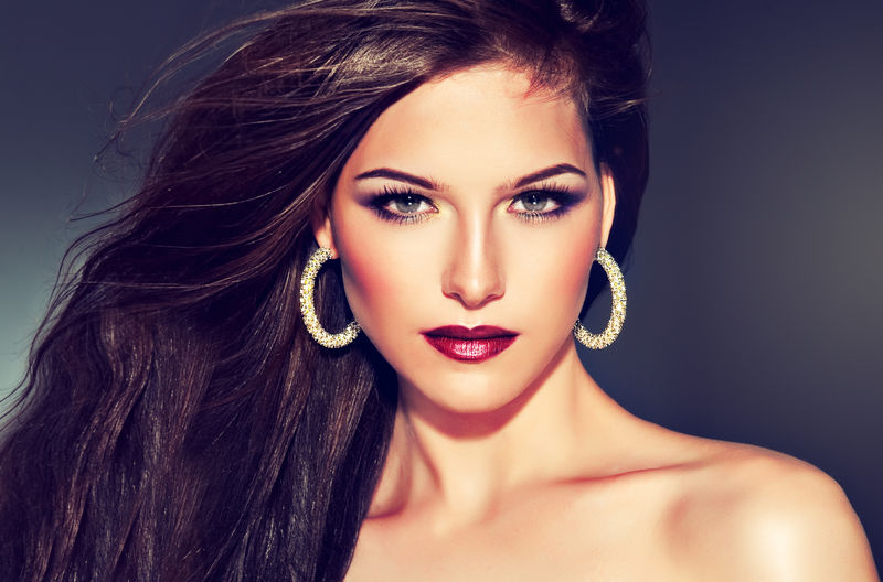 美丽的女性-金色卷发