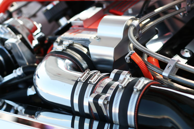 精确马力的汽车发动机-能产生强劲的马力和难以置信的速度-用于赛车和汽车展示车