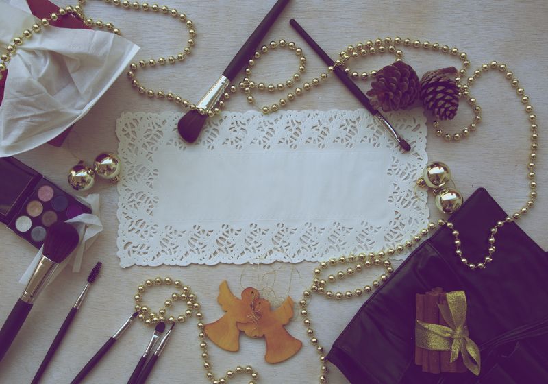 寒假恭喜化妆师-文本的可用空间-背景