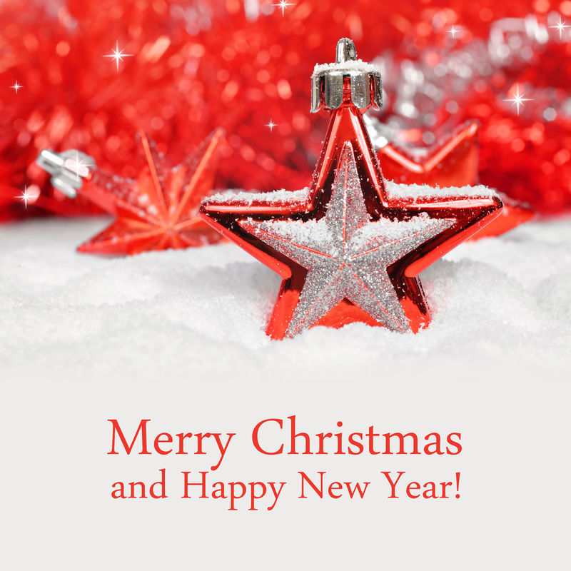 散焦灯光背景下的圣诞装饰