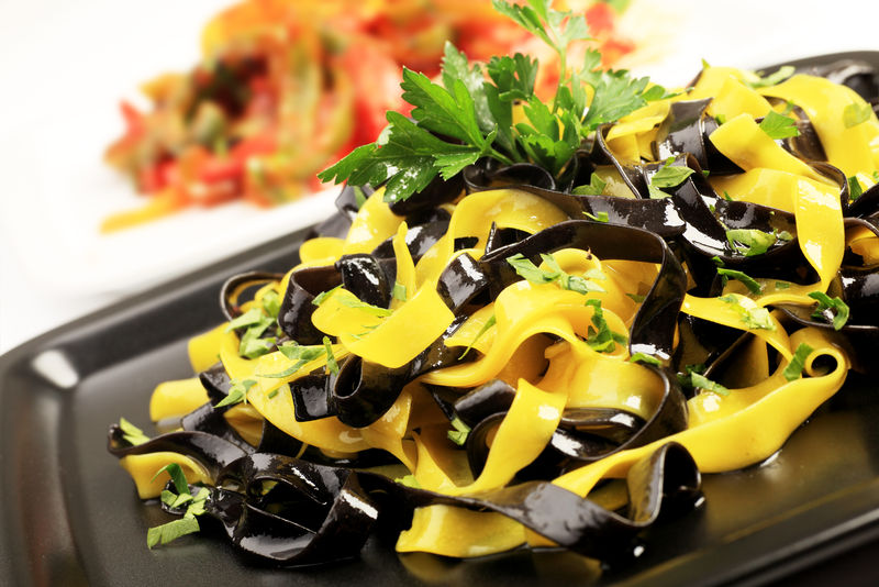 食物主题：美味多姿多彩的意大利面