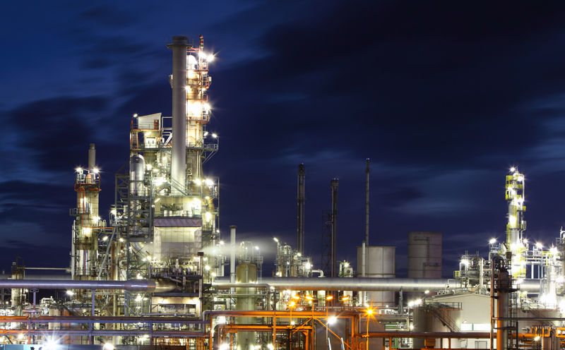 石油天然气夜间炼油厂-石油化工厂