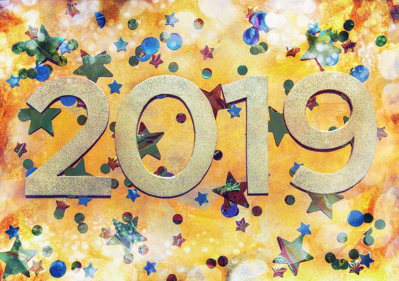 2019年金色设计-金色纹理背景-带锡箔星星五彩纸屑和博克