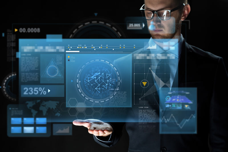 用虚拟屏幕特写商人