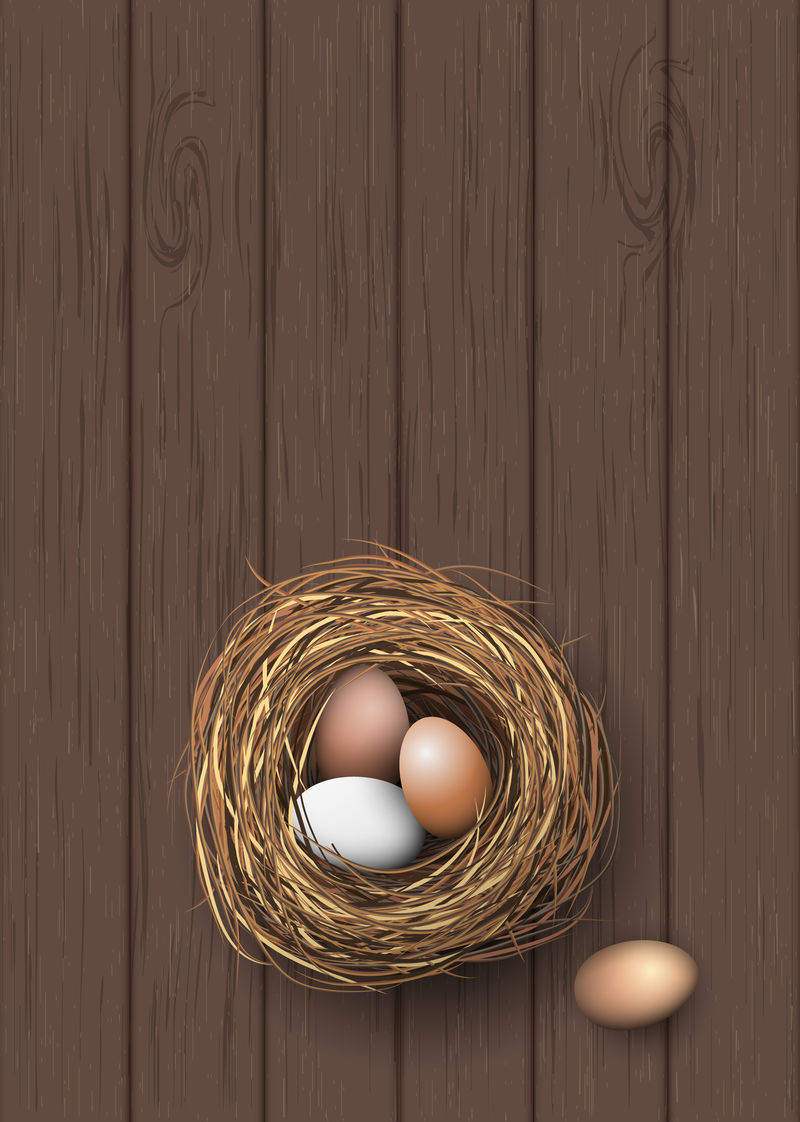 用天然鸡蛋在深色木桌子上筑巢，插图