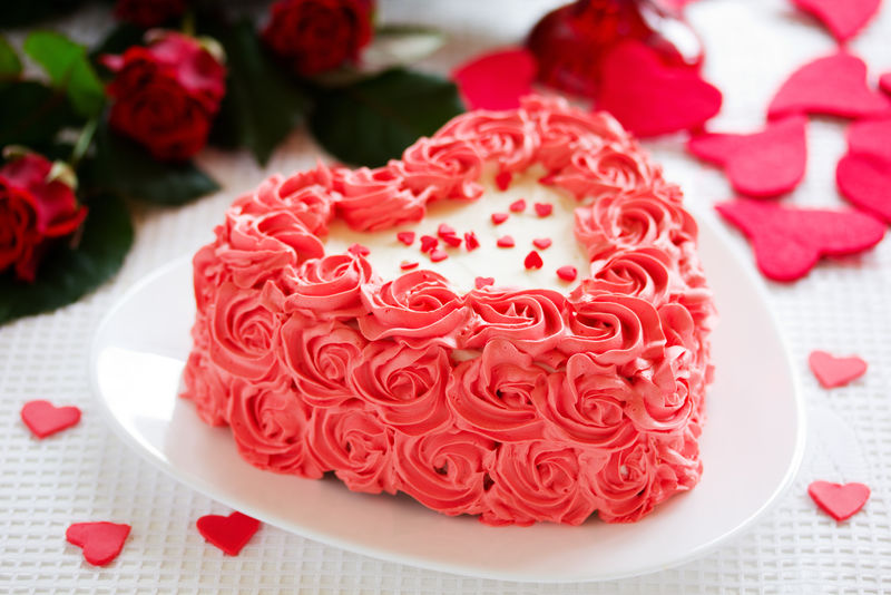 情人节的生日蛋糕-还有玫瑰