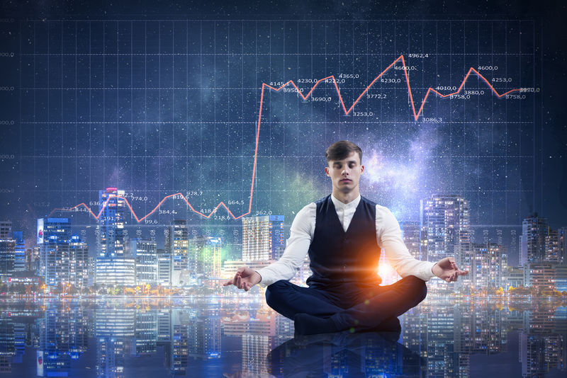 找到他的商业中心。混合介质