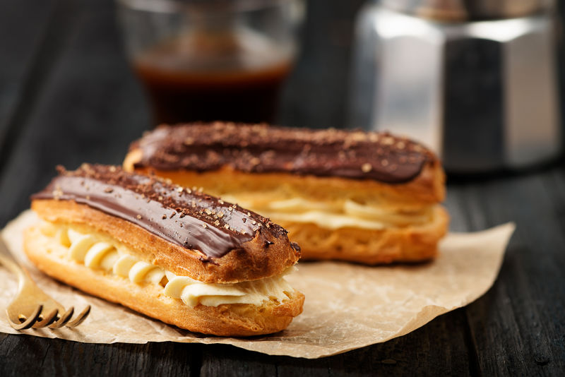 传统的法式巧克力蛋糕。