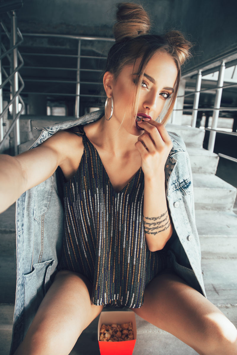 自拍，美女自拍