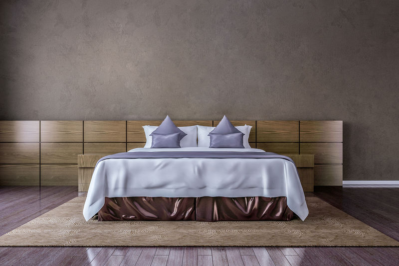 卧室墙上的空白相框