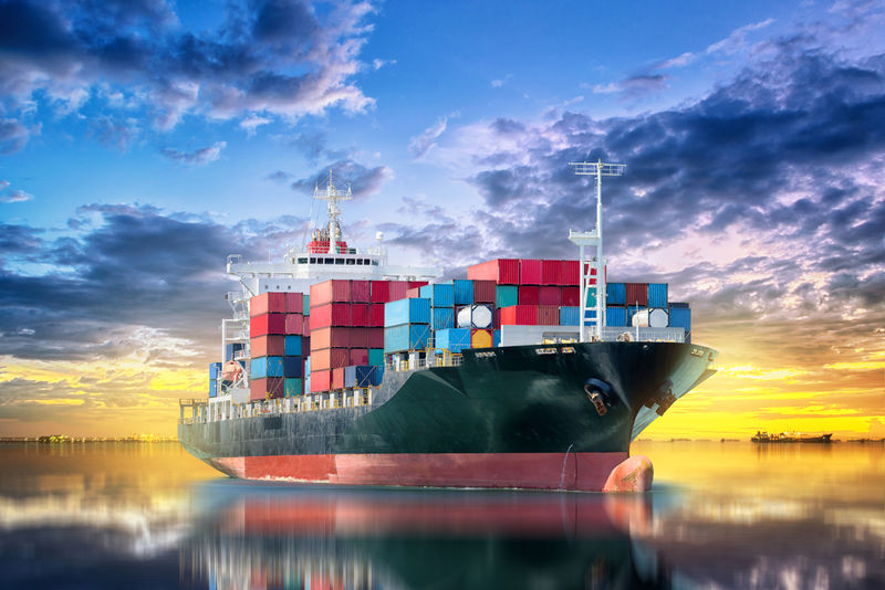 国际集装箱货船的物流与运输