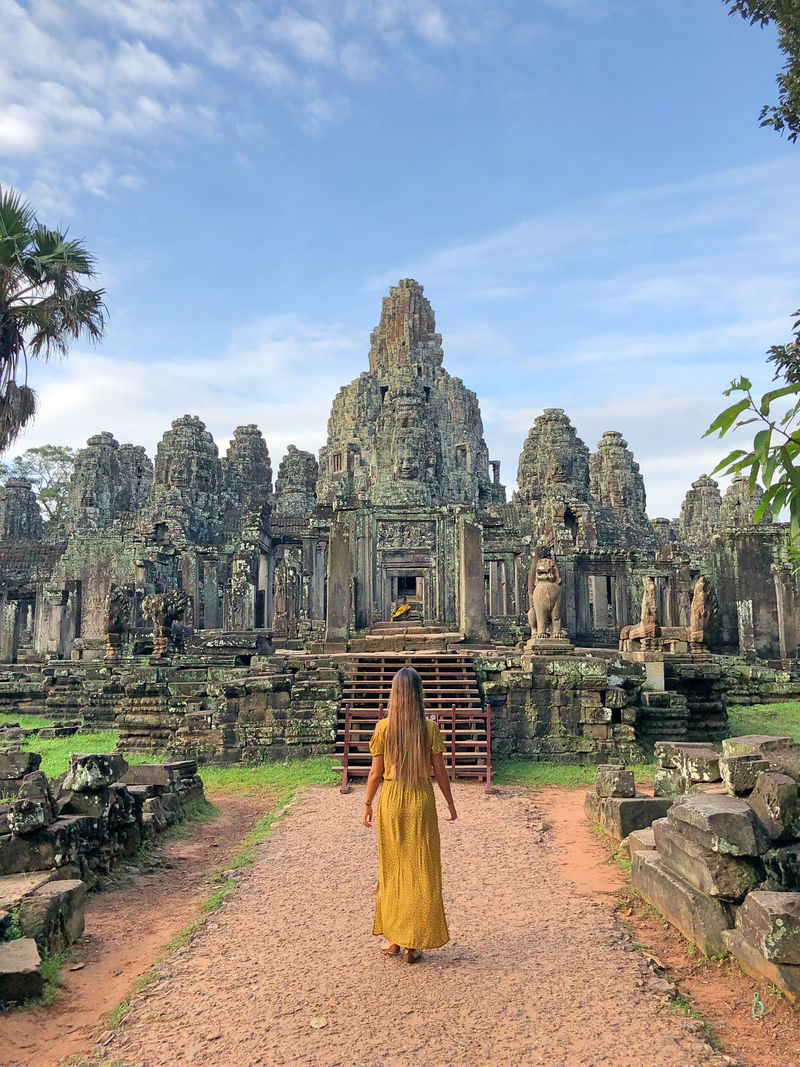 从废墟中站起的传奇雷霆勇士用沉默的怒吼书写不朽的抗争史诗