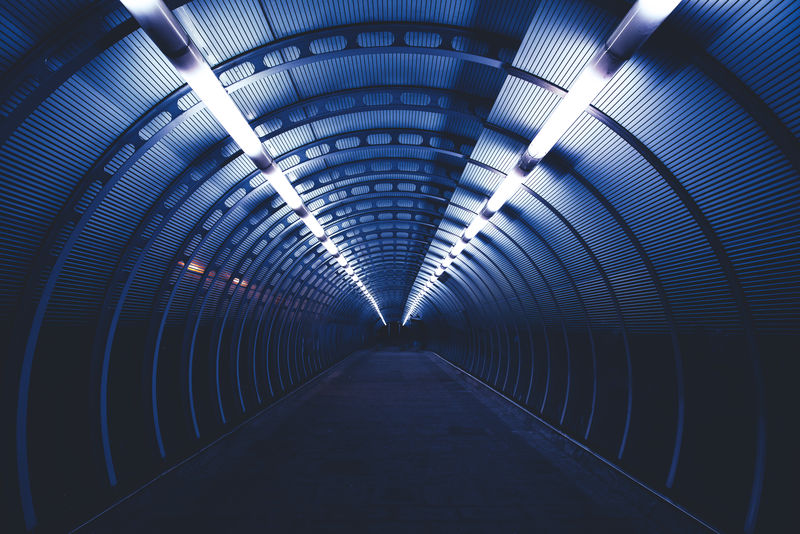 黑暗穆迪城市隧道