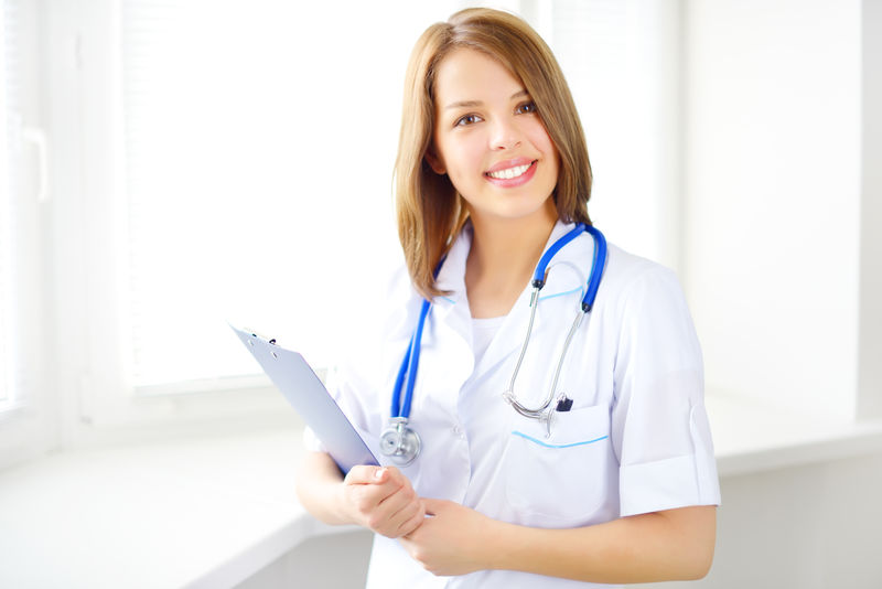快乐女医生画像