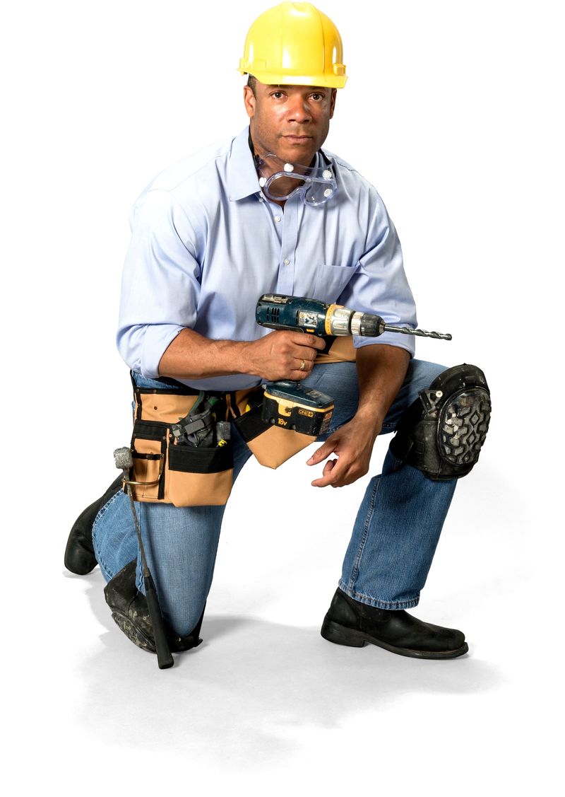 白色背景上的建筑工人