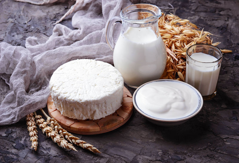 芝士，牛奶和小麦。犹太教节日象征
