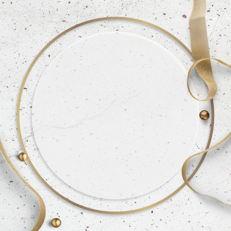 圆形金色框架与圣诞饰品社交模板模型