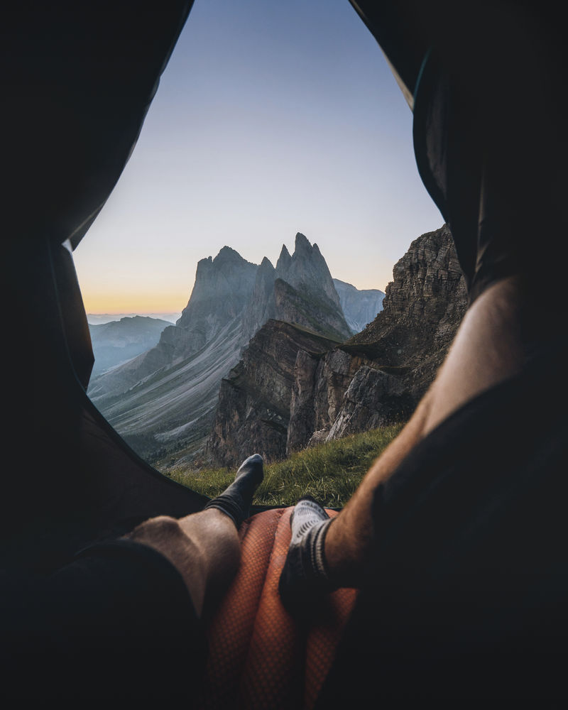远足意大利的塞切达阿尔卑斯山