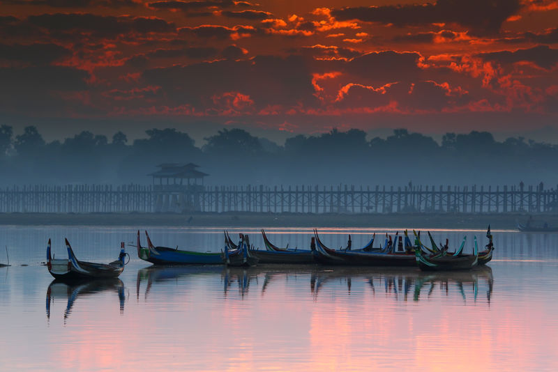 缅甸曼德勒乌贝桥上的旧木桥