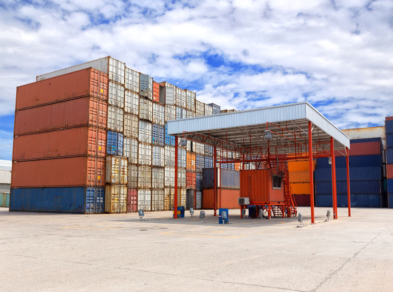 集装箱箱位堆放运输