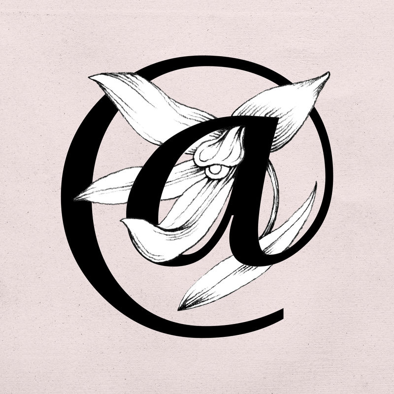 标志处的Psd花卉复古版式