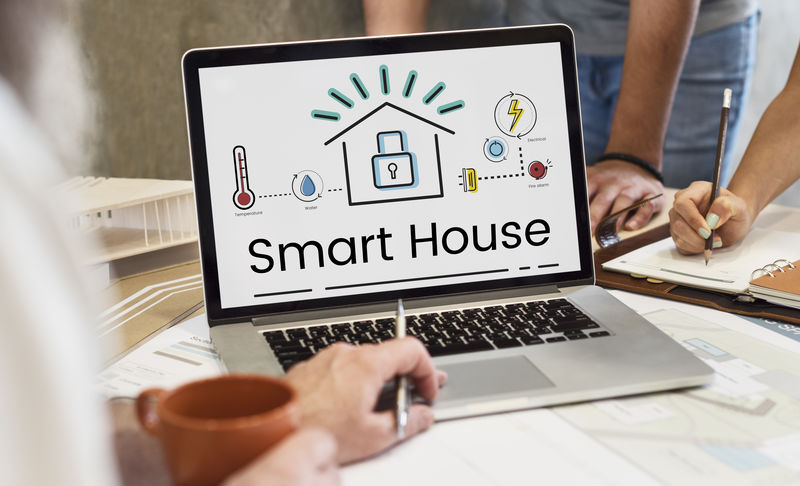 笔记本电脑上的智能家居发明自动化技术说明