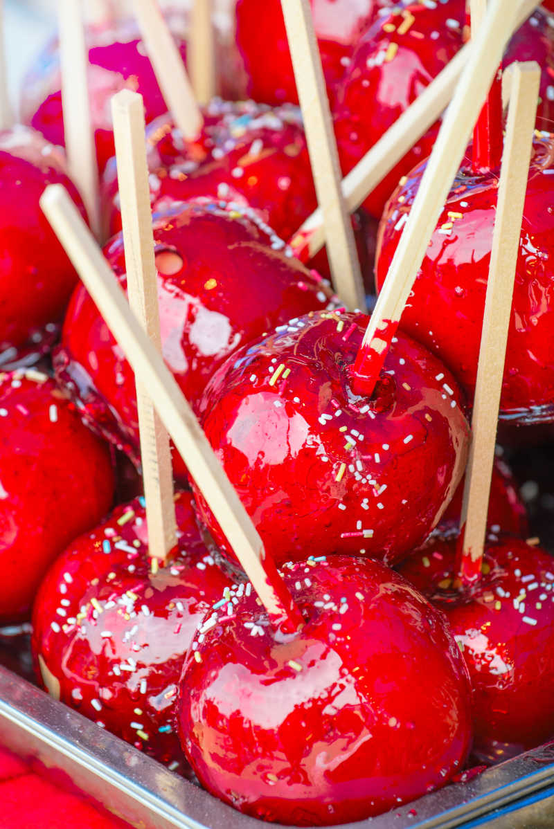 红色美味的苹果蜜饯