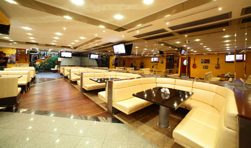 时尚带着欧洲风的餐厅风格