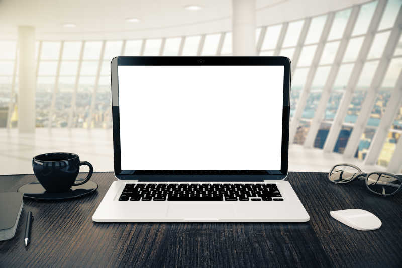 空白笔记本电脑