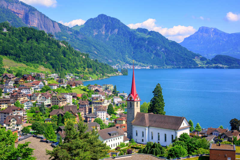 瑞士阿尔卑斯山小镇