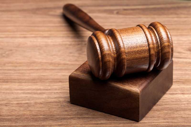 代表正义的法制木槌